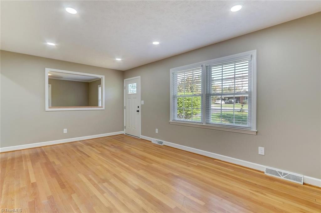 212 Sheraton Road Reidsville, NC 27320 - Photo 8 of 32 Gallery Image 8