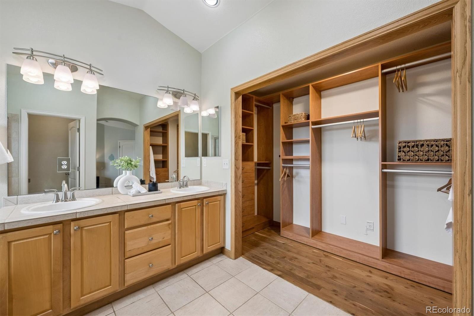 3091 Thistlebrook Circle Highlands Ranch, CO 80126 - Photo 27 of 50