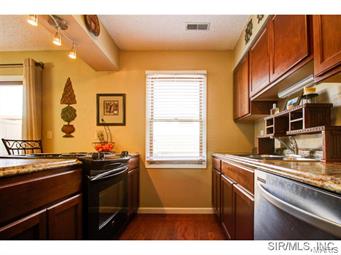 33 Station West Waterloo, IL 62298 - Photo 11 of 24 Gallery Image 11