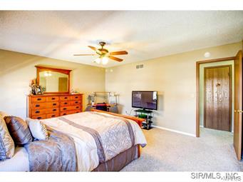 33 Station West Waterloo, IL 62298 - Photo 19 of 24 Gallery Image 19