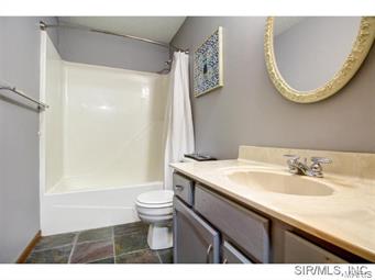 33 Station West Waterloo, IL 62298 - Photo 21 of 24 Gallery Image 21