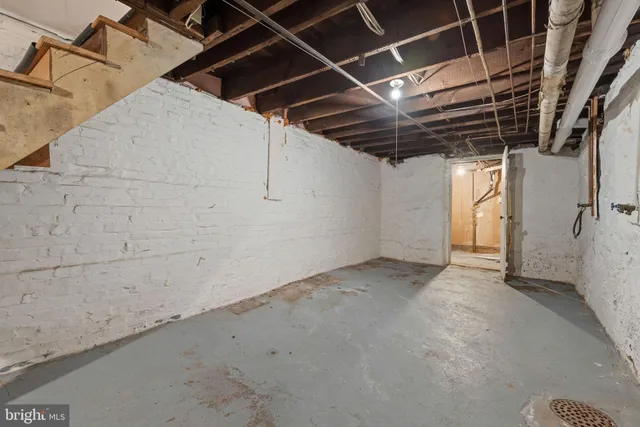 $1,700 | 331 Locust Street, Steelton, PA 17113