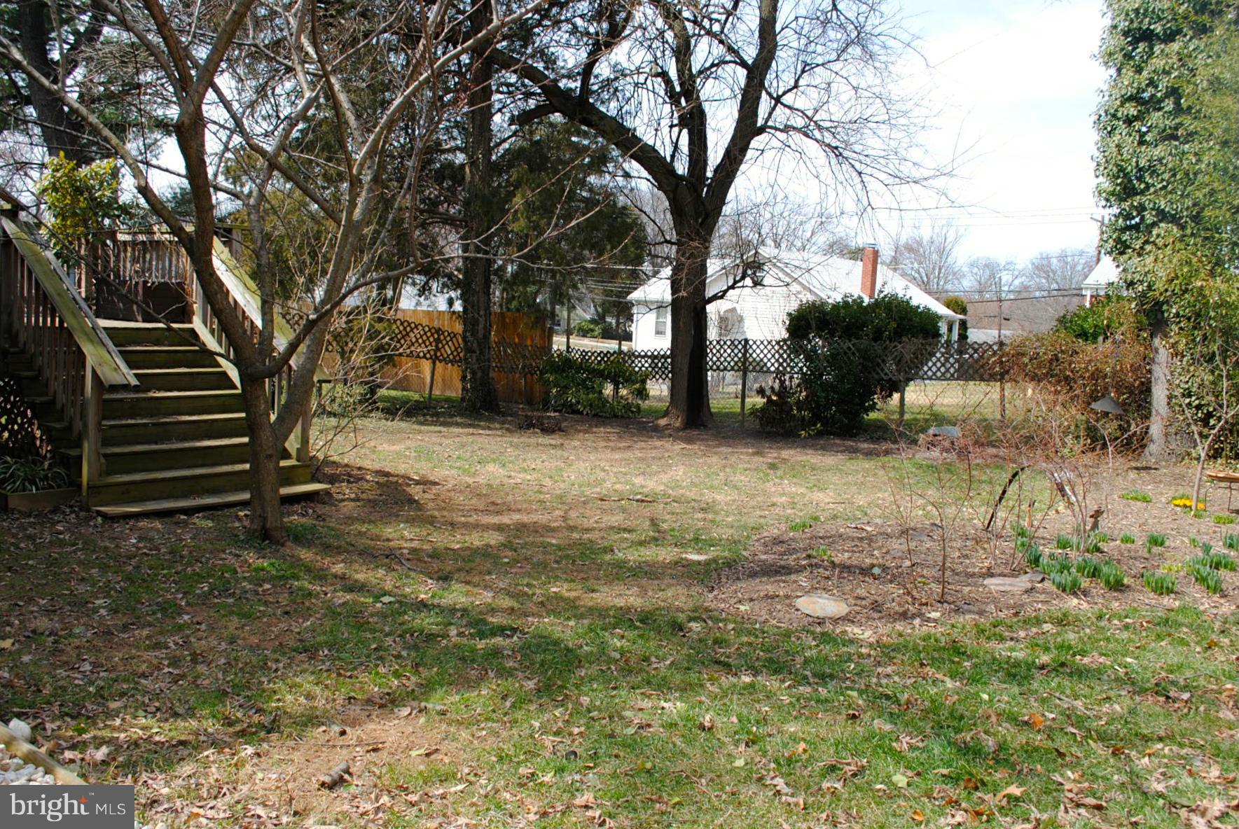 10134 Dallas Avenue Silver Spring, MD 20901 - Photo 25 of 27 a view of a backyard of the house