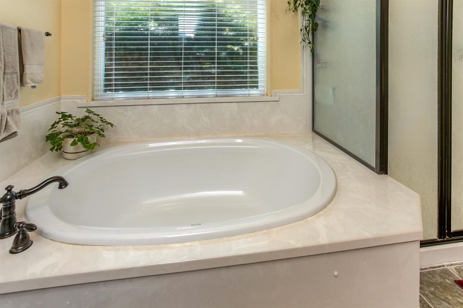1122 Buck Point Street Central Point, OR 97502 - Photo 24 of 35 Additional Photo
