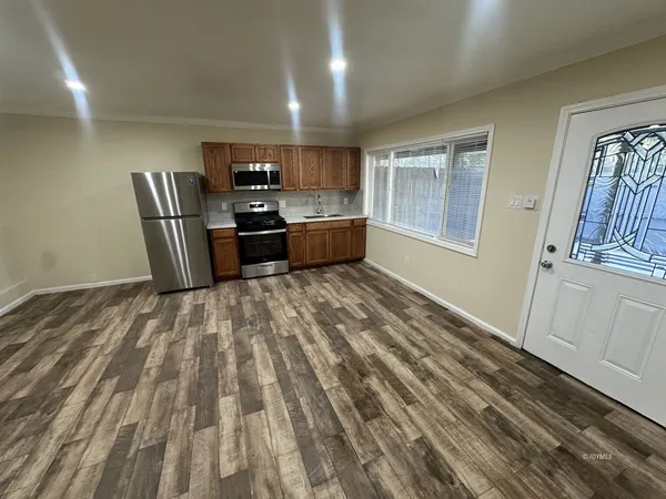 $1,500 | 26345 Highway 243, Unit G, Idyllwild, CA 92549
