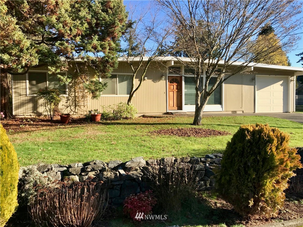 31450 12th Avenue Southwest Federal Way, WA 98023 - Photo 2 of 20