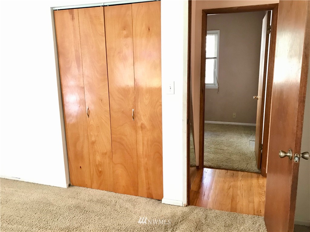 31450 12th Avenue Southwest Federal Way, WA 98023 - Photo 11 of 20