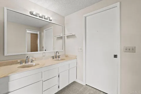 $1,049,000 | 26337 Sky Drive, Escondido, CA 92026