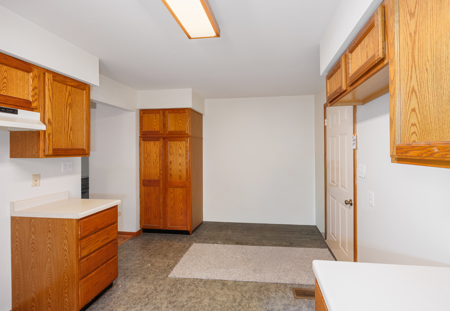 4685 Keller Road Salem, IL 62881 - Photo 10 of 22 Gallery Image 10