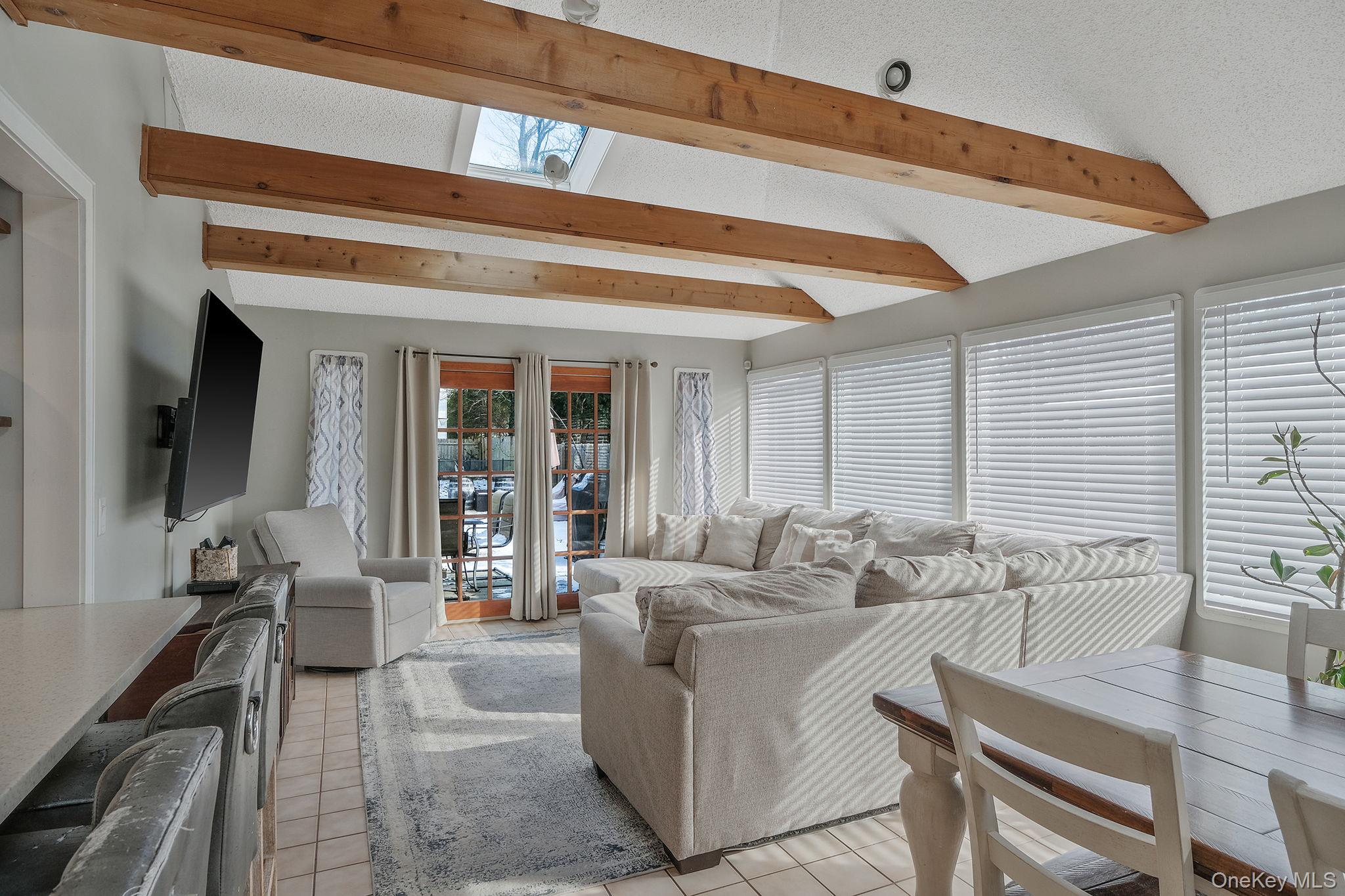 35 Strafford Street Mastic, NY 11950 - Photo 15 of 39