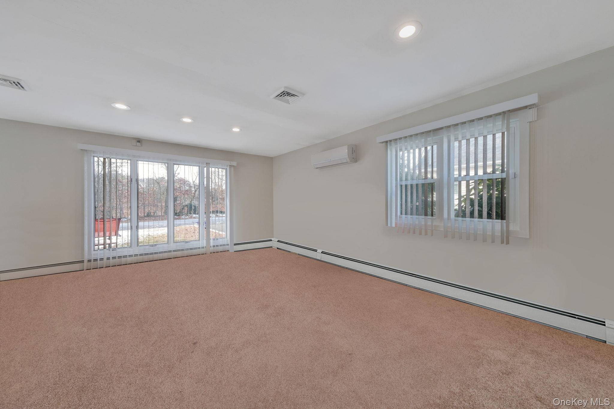 35 Strafford Street Mastic, NY 11950 - Photo 20 of 39