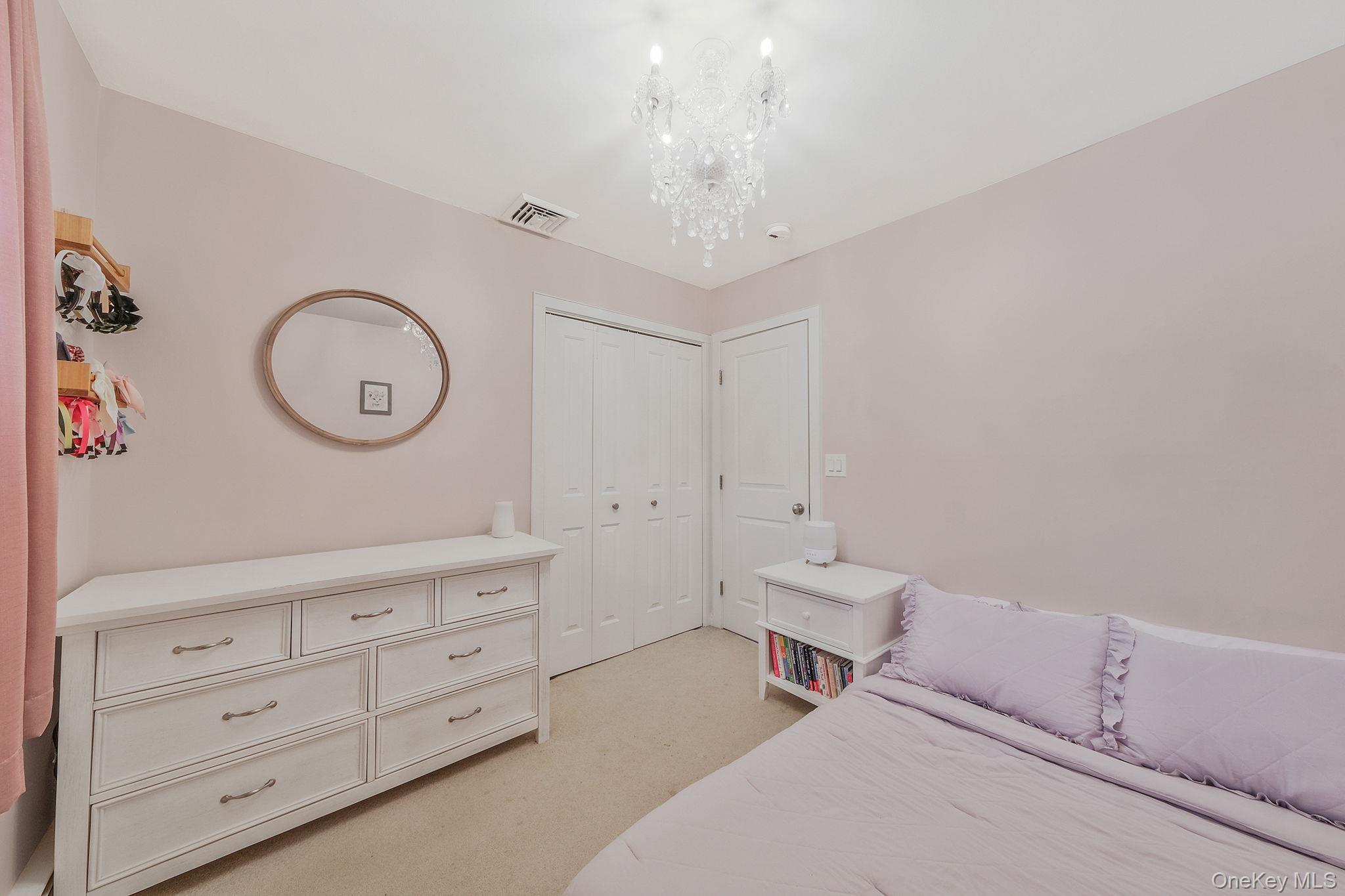 35 Strafford Street Mastic, NY 11950 - Photo 27 of 39