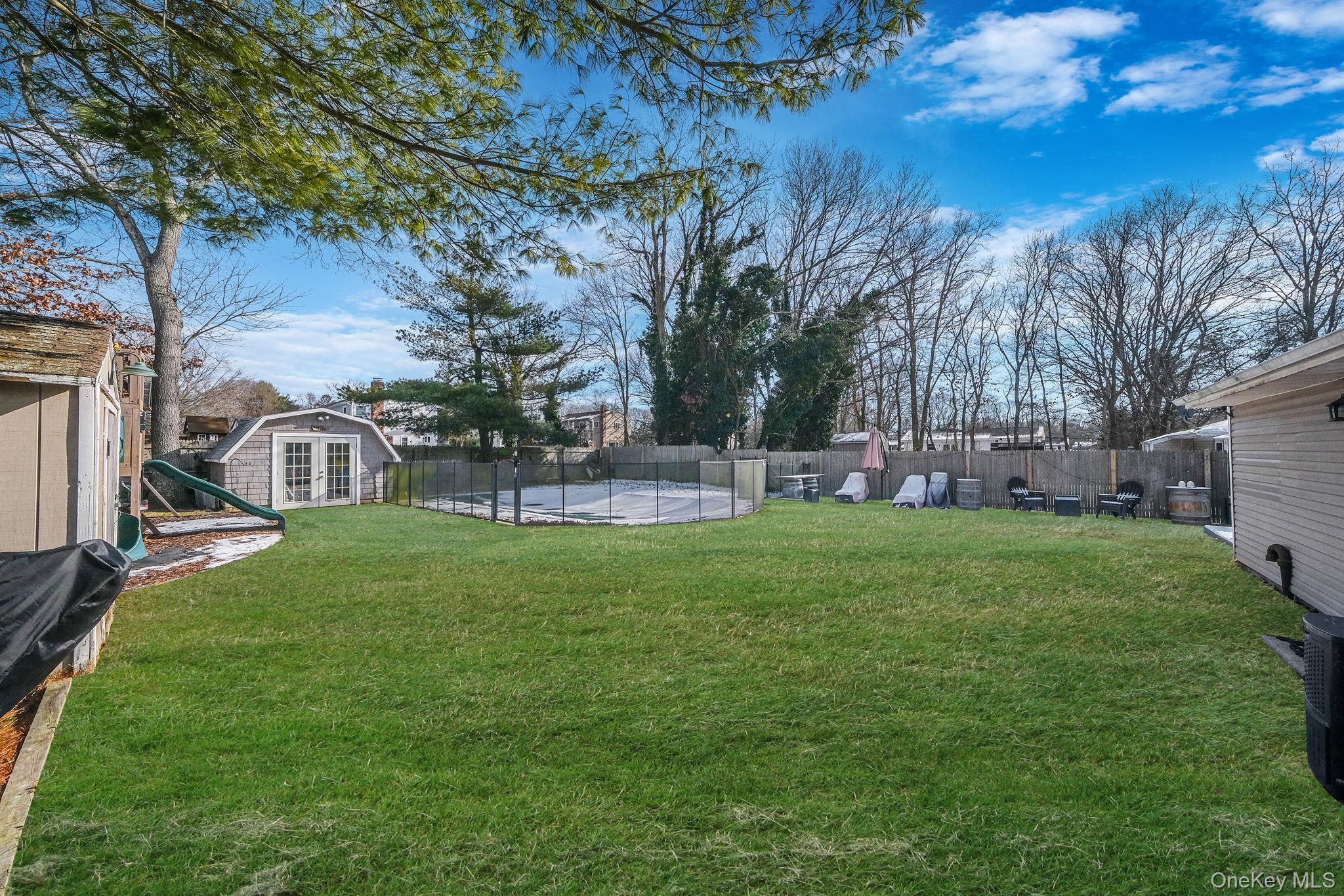 35 Strafford Street Mastic, NY 11950 - Photo 33 of 39