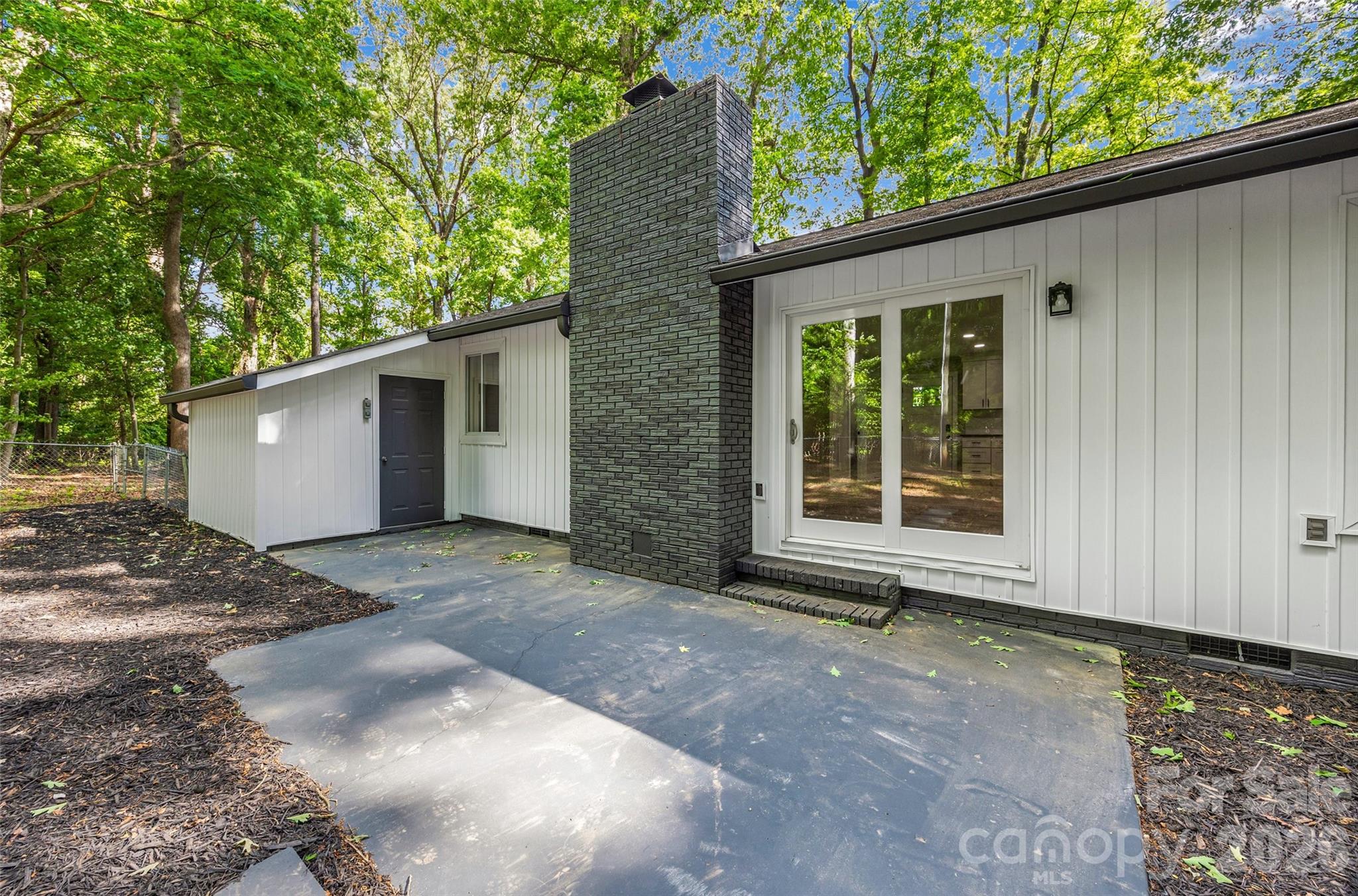 5950 Lake Wylie Road Clover, SC 29710 - Photo 28 of 36
