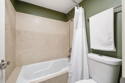 $285,500 | 1552 South Camino Real, Unit 333, Palm Springs, CA 92264