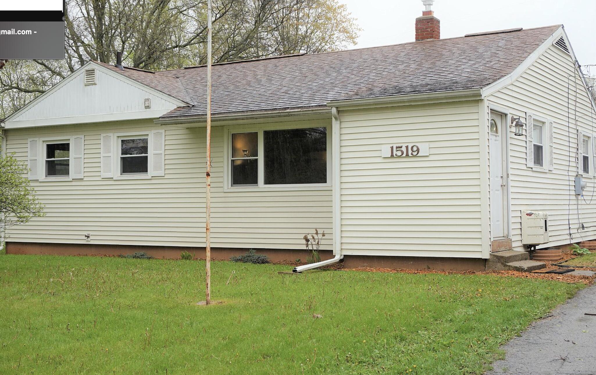 1519 Devonshire Road Jackson, MI 49203 - Photo 1 of 1 Screen Shot 2022-08-24 at 10.19.07 AM