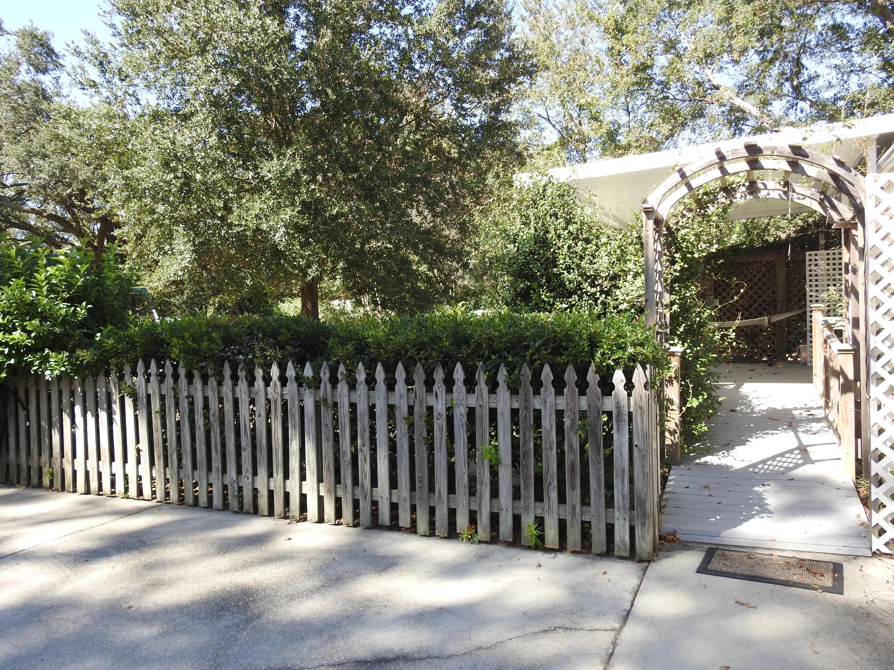 1217 Robin Road Mount Pleasant, SC 29464 - Photo 21 of 26 Outside Entry