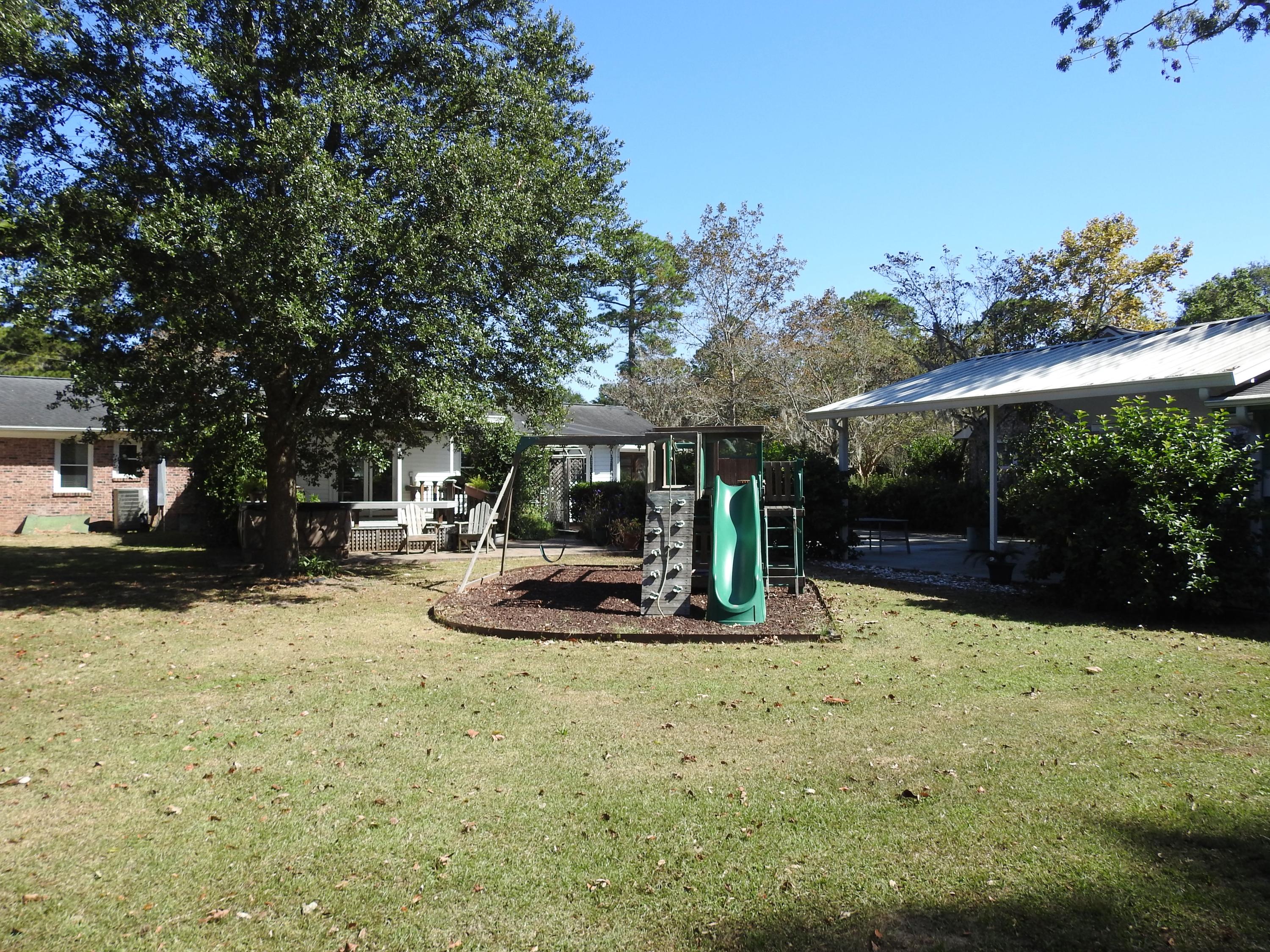 1217 Robin Road Mount Pleasant, SC 29464 - Photo 23 of 26 Backyard 2