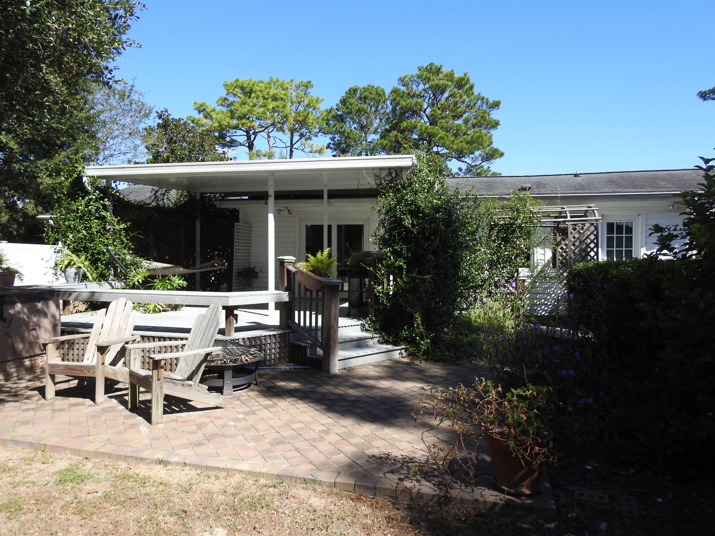 1217 Robin Road Mount Pleasant, SC 29464 - Photo 25 of 26 Outdoor Patio:Deck 2