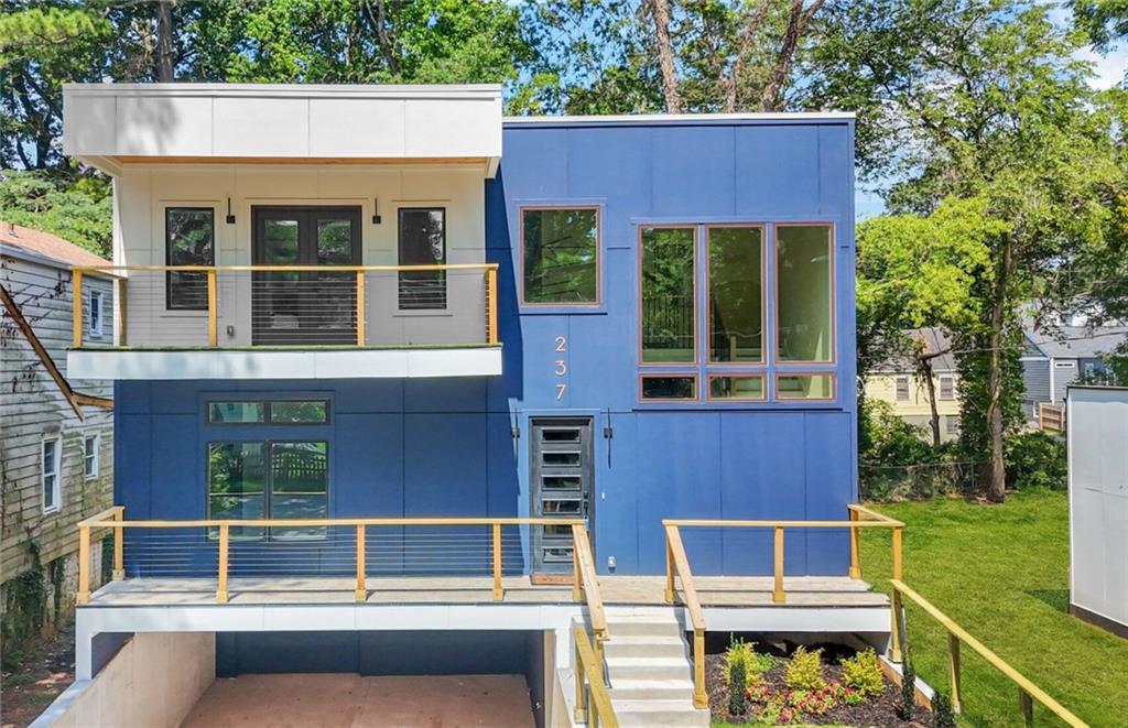 237 Altoona Place Southwest Atlanta, GA 30314 - Photo 1 of 68