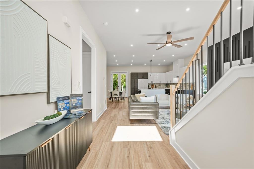 237 Altoona Place Southwest Atlanta, GA 30314 - Photo 4 of 68