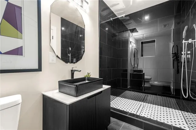 $799,900 | 237 Altoona Place Southwest, Atlanta, GA 30314