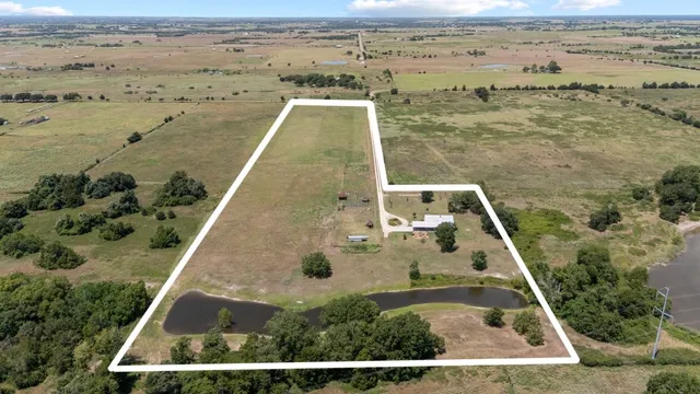 $995,000 | 7835 Berger Road, Schulenburg, TX 78956