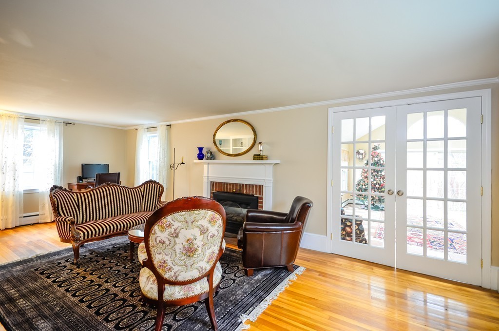 11 Glen Road Topsfield, MA 01983 - Photo 12 of 27 Gallery Image 12