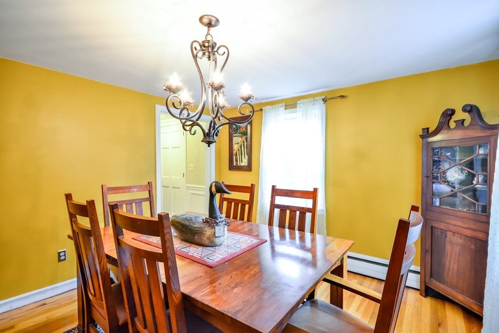 11 Glen Road Topsfield, MA 01983 - Photo 8 of 27 Gallery Image 8
