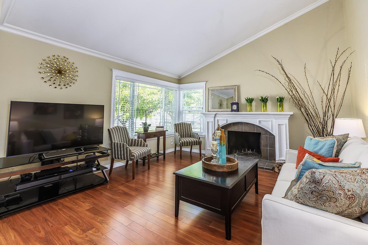 3090 Beard Road Fremont, CA 94555 - Photo 6 of 23 Gallery Image 6