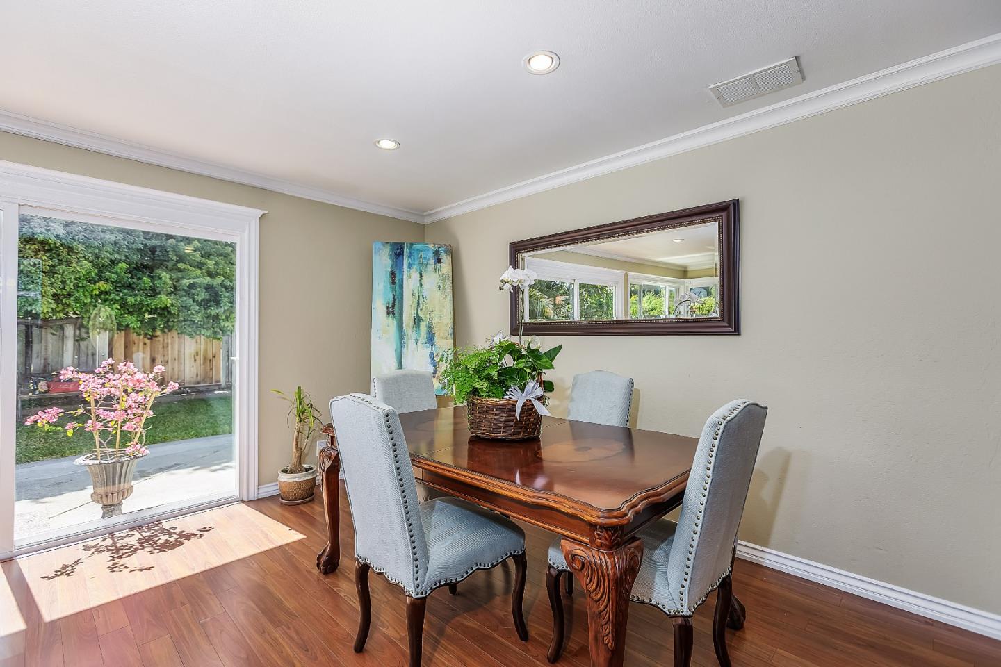 3090 Beard Road Fremont, CA 94555 - Photo 9 of 23 Gallery Image 9