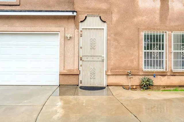 $350,000 | 2061 Seventh Street, Fresno, CA 93702