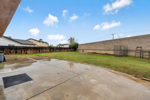 $350,000 | 2061 Seventh Street, Fresno, CA 93702