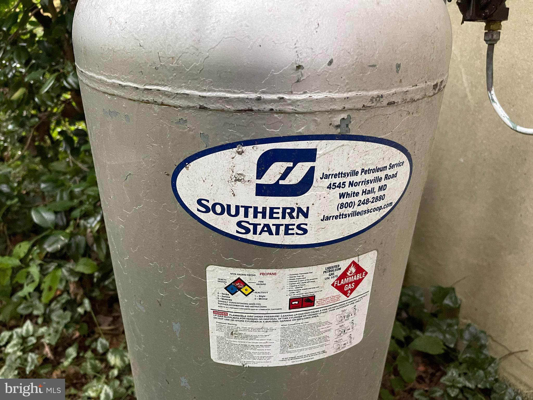 4719 Hydes Road Hydes, MD 21082 - Photo 10 of 20 Propane Tank Label