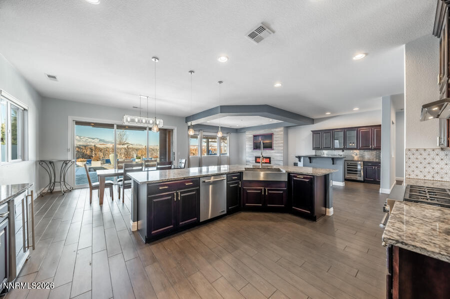 10005 Ellis Park Lane Reno, NV 89521 - Photo 6 of 53 Ellis-1025