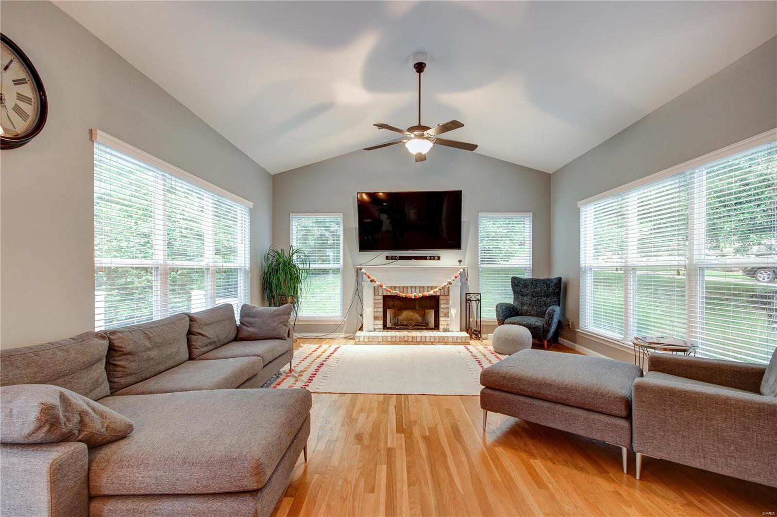 944 Kiefer Ridge Drive Ballwin, MO 63021 - Photo 25 of 54 Gallery Image 25