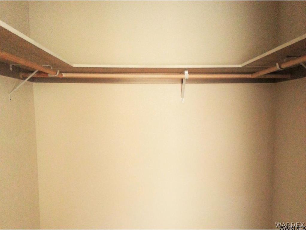 525 South Santa Cruz Road Golden Valley, AZ 86413 - Photo 13 of 19 Walk in closet