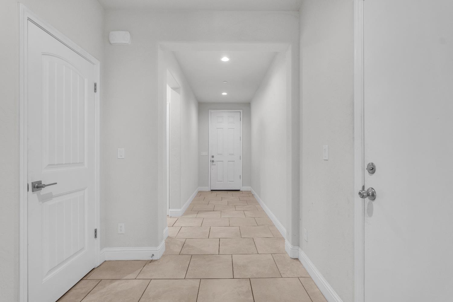 6466 West Richert Avenue Fresno, CA 93723 - Photo 15 of 34