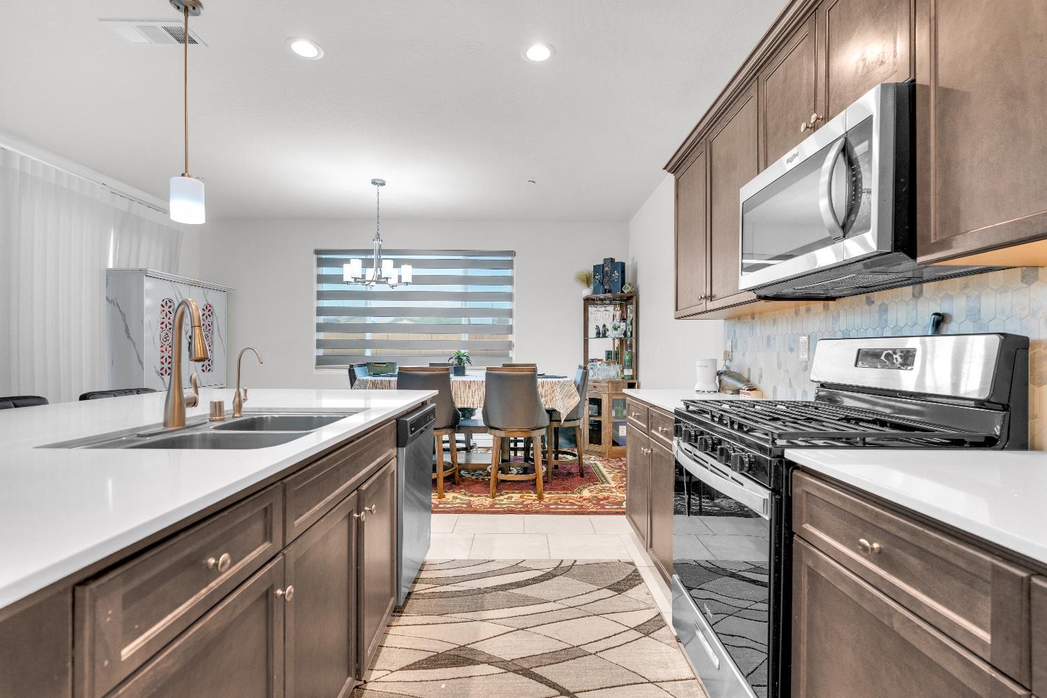 6466 West Richert Avenue Fresno, CA 93723 - Photo 5 of 34