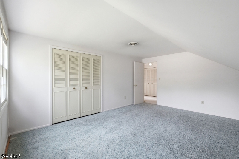 23 Sweetbriar Road Somerset, NJ 08873 - Photo 33 of 49