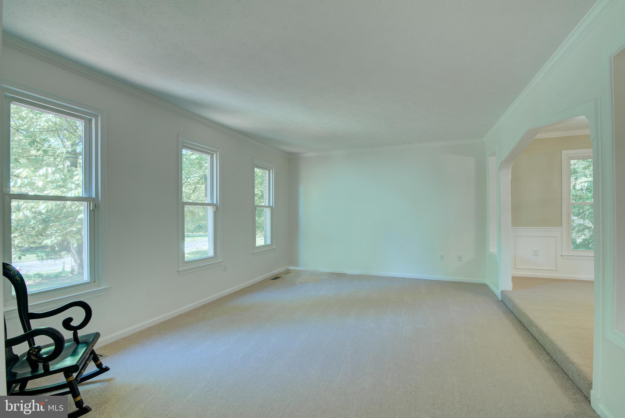 44 Carrollton Road Sterling, VA 20165 - Photo 10 of 75