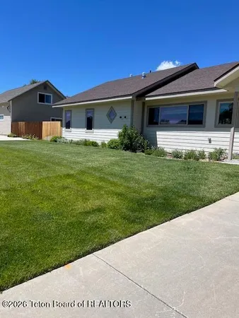 $649,000 | 309 Spruce Street, Pinedale, WY 82941