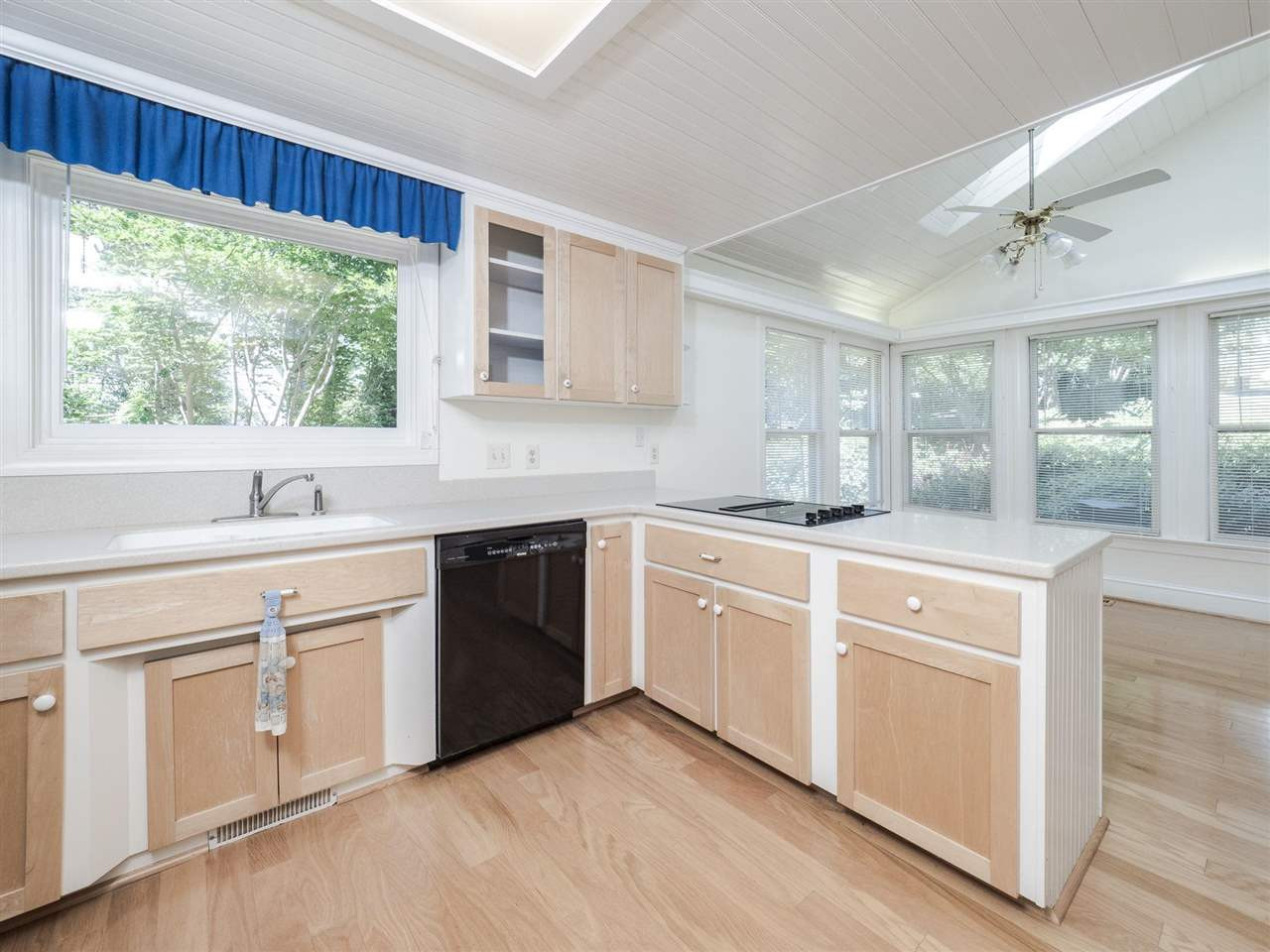10428 Whitestone Road Raleigh, NC 27615 - Photo 5 of 19 Photo 5
