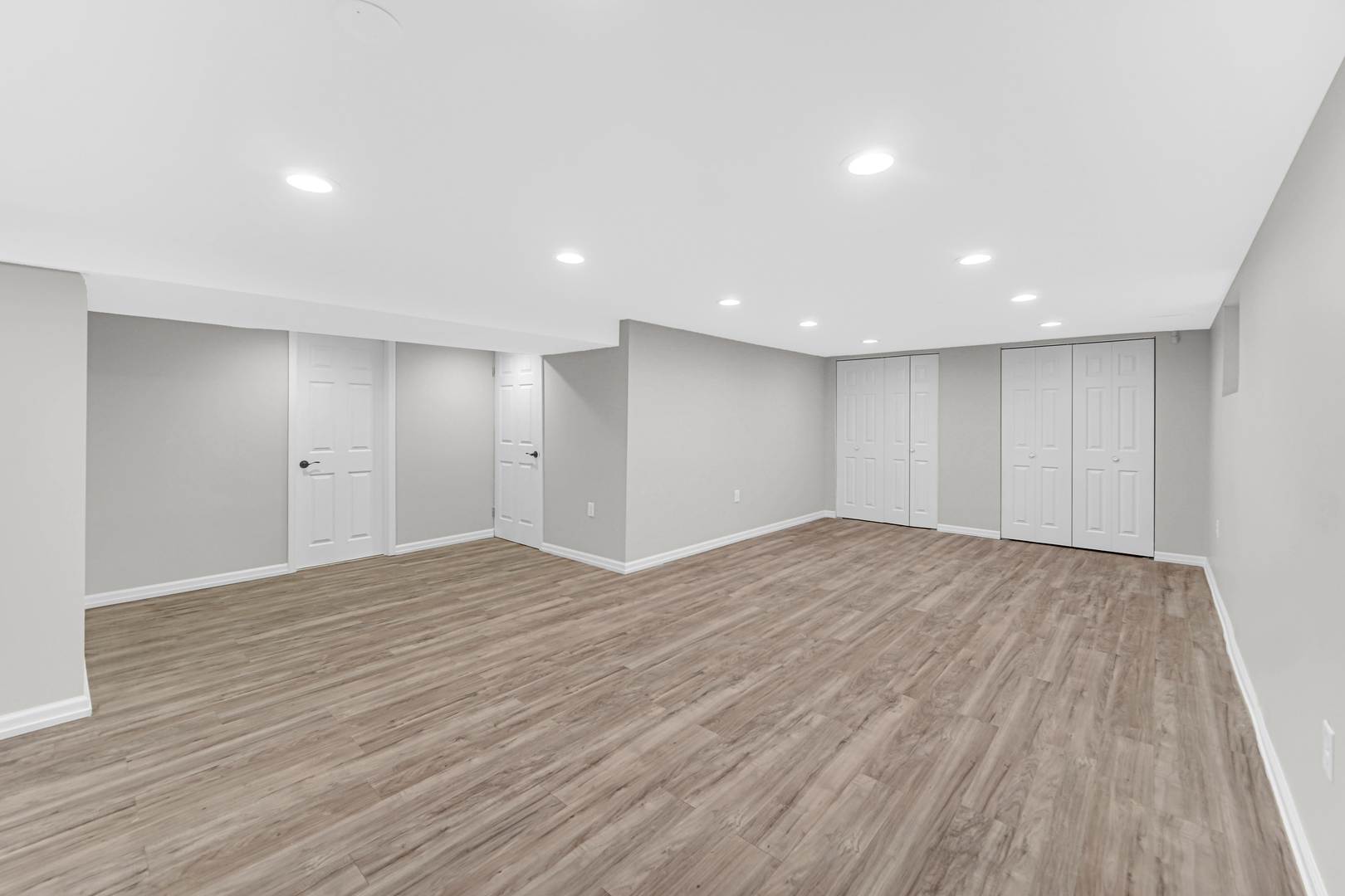 10328 South Union Avenue Chicago, IL 60628 - Photo 14 of 18 a view of empty room with wooden floor