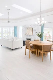 $1,070,000 | 122 Eagleton Lane, Palm Beach Gardens, FL 33418