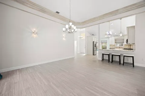 $1,080,000 | 122 Eagleton Lane, Palm Beach Gardens, FL 33418