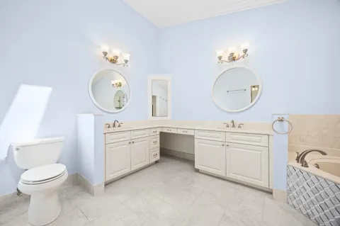 $1,080,000 | 122 Eagleton Lane, Palm Beach Gardens, FL 33418