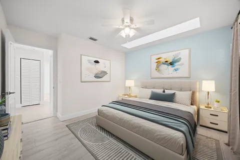 $1,080,000 | 122 Eagleton Lane, Palm Beach Gardens, FL 33418