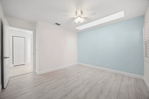 $1,080,000 | 122 Eagleton Lane, Palm Beach Gardens, FL 33418