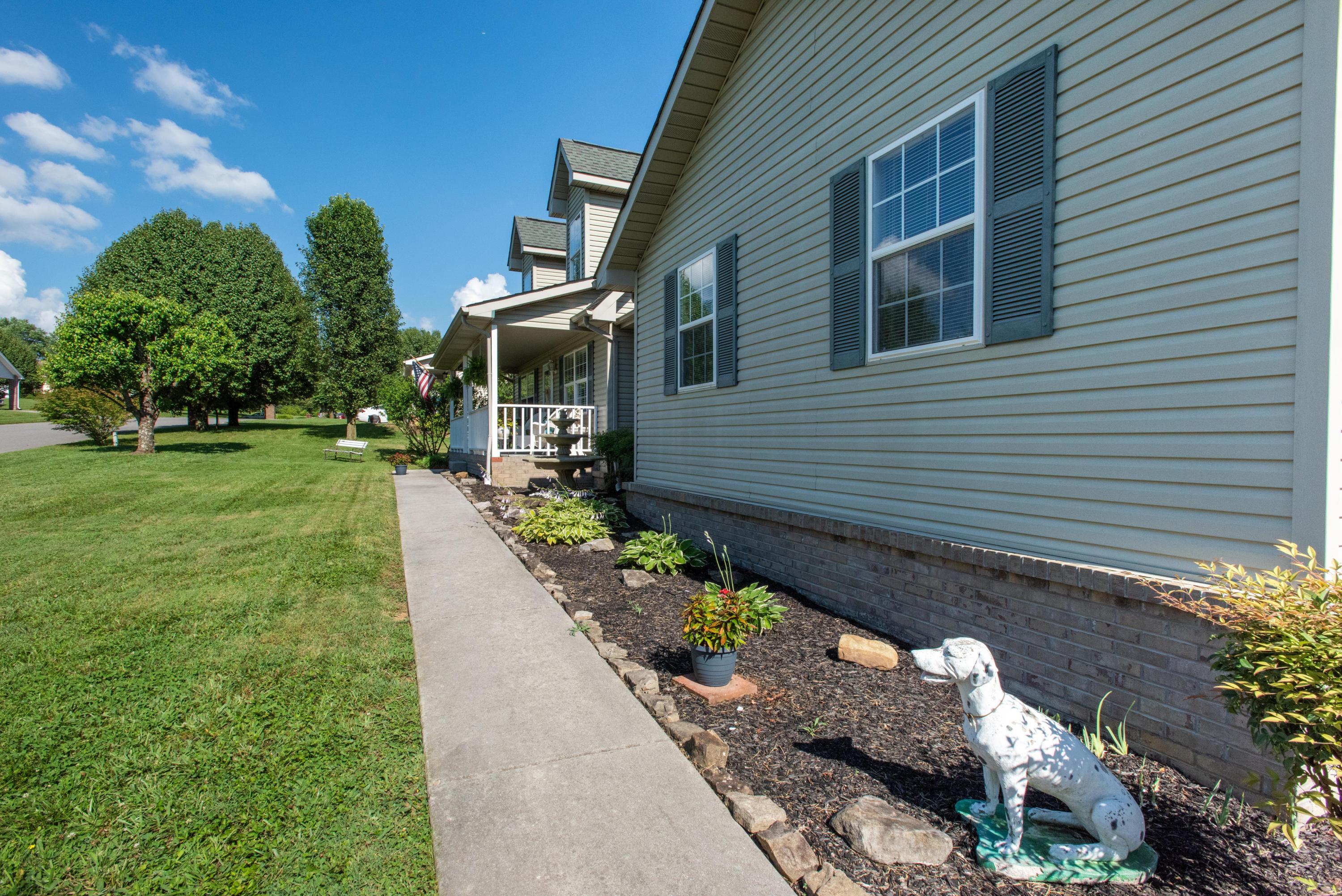 7600 Tree Bark Road, Unit 11 Corryton, TN 37721 - Photo 4 of 40 7600 Tree Bark Road-004